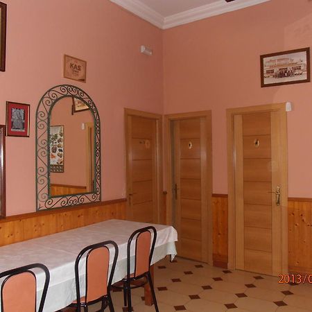 Hostal Restaurante Las Rejas Archidona Buitenkant foto